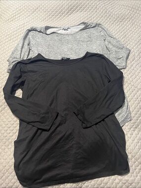 Women’s Long Sleeve Crewneck Tee — Black and Light Gray